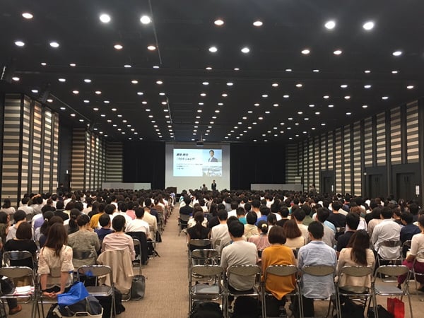 事業内容

01 速読法、思考法などのオンラインセミナー運営業務
02 企業及び個人向け人材育成、コーチング、並びに教育事業
03 デジタルコンテンツの制作及び配信業務
04 イベントの開催に関するコンサルティング業務